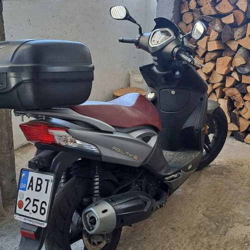 Kymco Agility 200 scooter like new, automatic, 11,000 km