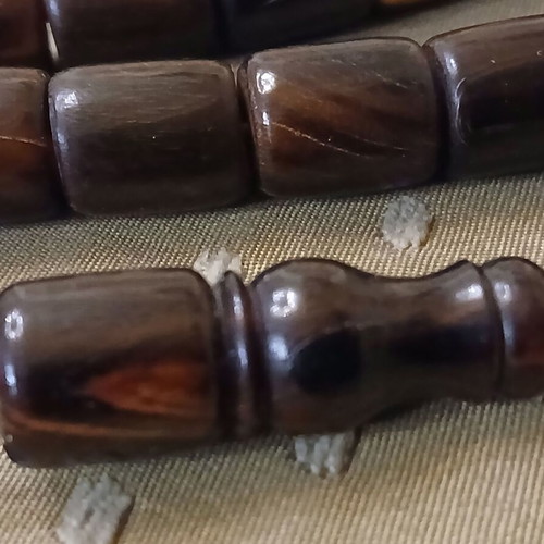 Worry beads horn of bovine used with metal elements and tassel