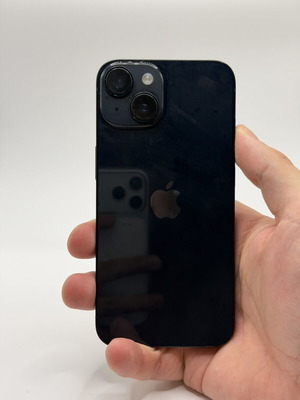 Apple iPhone 14 128GB Midnight с 100% здраве на батерията