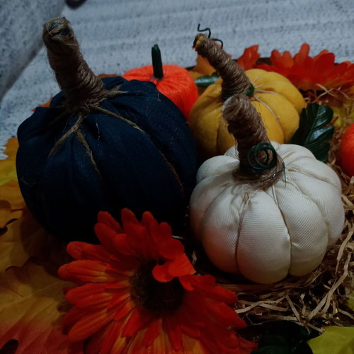 Autumn arrangement with handmade fabric pumpkins set like new