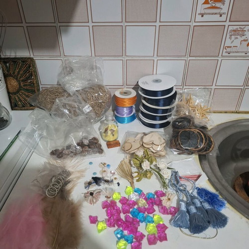 Craft materials set like new