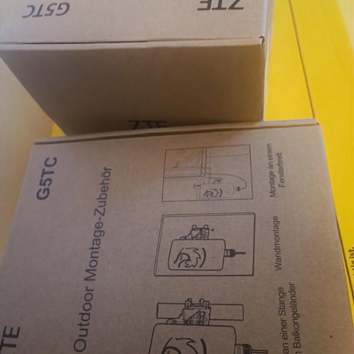 G5TC 5G+ Router X72 modem sealed with original base, new