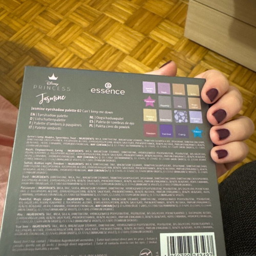 Essence Jasmine eyeshadow palette 16 shades like new