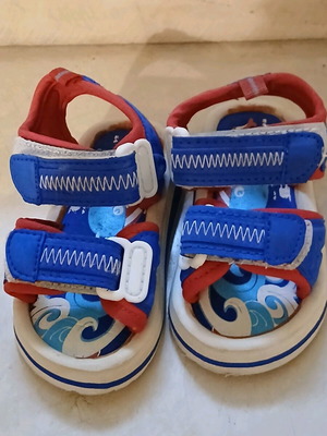 Summer sandals used size 21