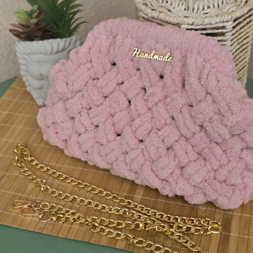 Mini Puffy Bag χιαστί με χρυσή αλυσίδα, χειροποίητη, ροζ 20x30cm