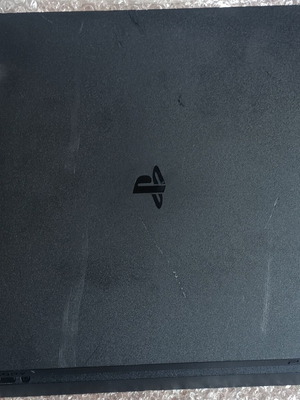PlayStation 4 Slim μεταχειρισμένο με 500GB και controller