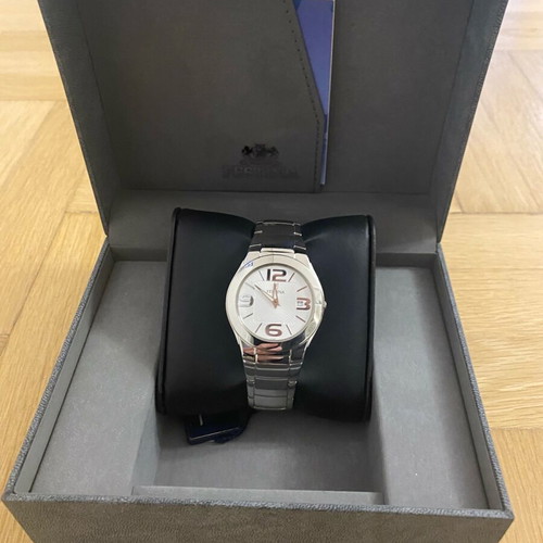 Festina Classic 36mm watch new, unisex, white and silver