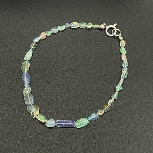 Bracelet made of Ethiopian opal new