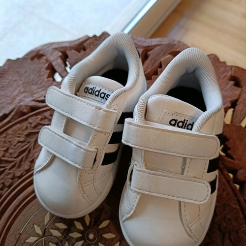 Adidas baby sports shoes used, size 20