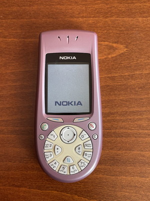 Nokia 3650 phone used, rare pink color with original battery