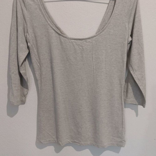 Bershka 3/4 Sleeve T-shirt like new, beige, size M