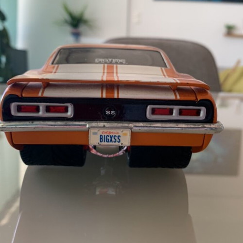 Jada Muscle Car Chevy 68’ 1/18 Camaro SS used