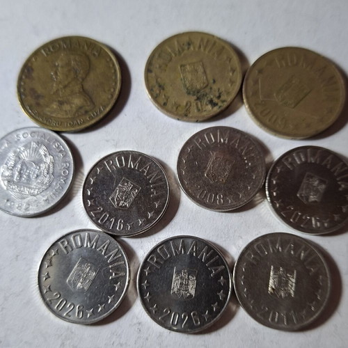 Lot of 10 Romanian coins