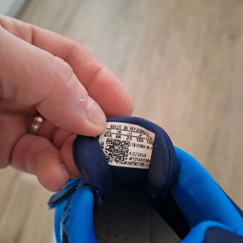 Adidas children's athletic shoes size 23 used, blue