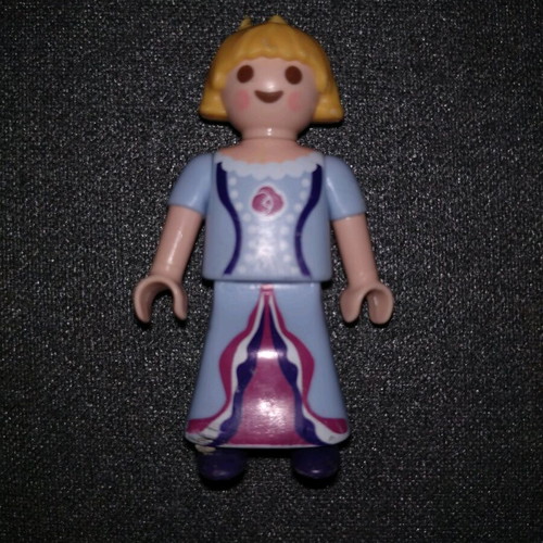 Playmobil princess used in moderate condition