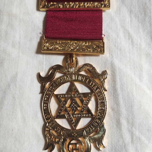 11 Masonic medals