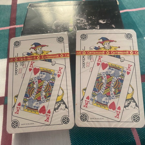 Sealed Heineken playing cards in very good condition