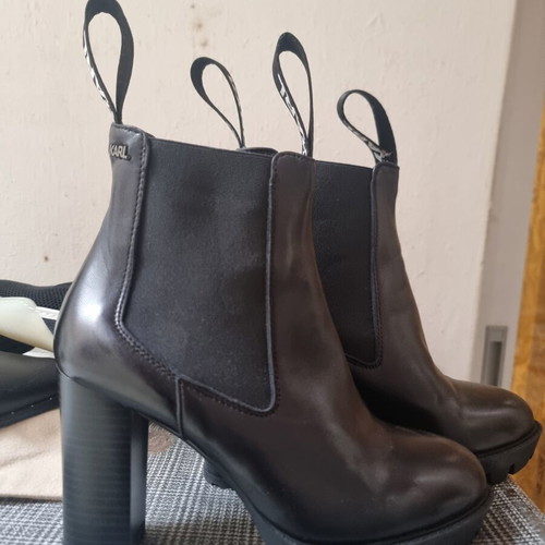 Karl Lagerfeld ankle boots like new, genuine leather, size 37, black