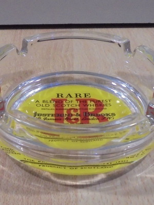 J&B Scotch Whisky διαφημιστικό γυάλινο τασάκι σαν καινούργιο