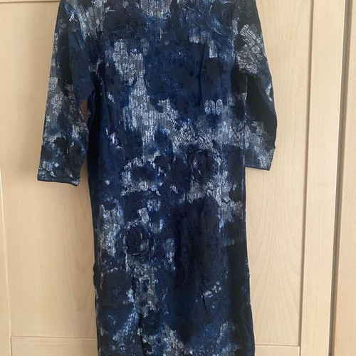 Velvet blue Zara dress used, size M/L, slightly elastic