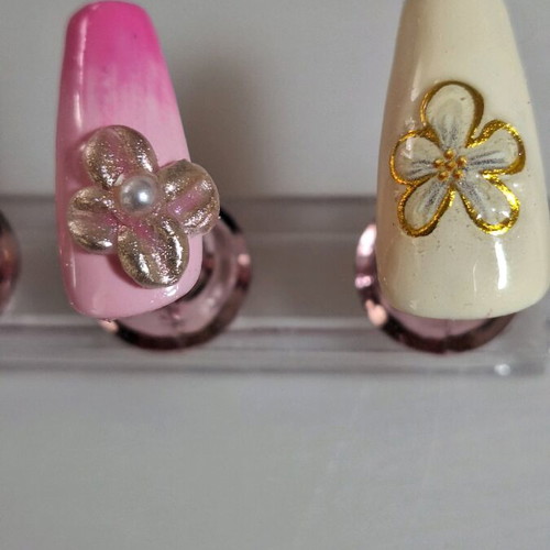 Press on nails handmade new, with glue