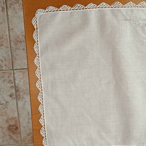 Doilies with handmade embroidery and lace, set of six, 27x27 cm