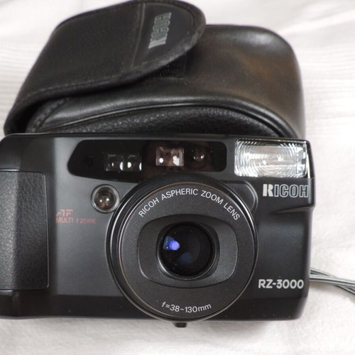Ricoh RZ 3000 AF Point & Shoot Zoom Film Camera 38-130mm Multi 7 Zone Like New