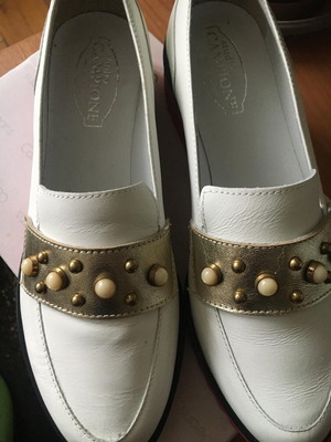 Women's shoes new, sporty, white, genuine leather, size 38