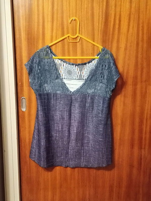 Be You sleeveless top with V-neck lace, like new, blue and gray, M-L