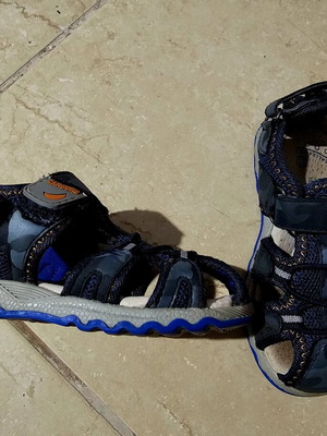 Children's leather sandals size 25, blue, used