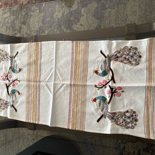 Handmade embroidered runners with details new