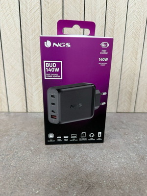 GaN Wall Charger 140W new for laptop, tablet and smartphone
