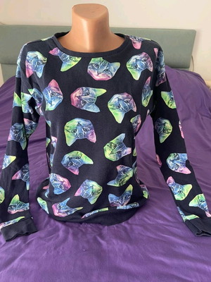 Women's sweatshirt with cats H&M 100% cotton like new, size XS