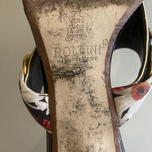 Rollini patent leather sandals with gold chain details, like new