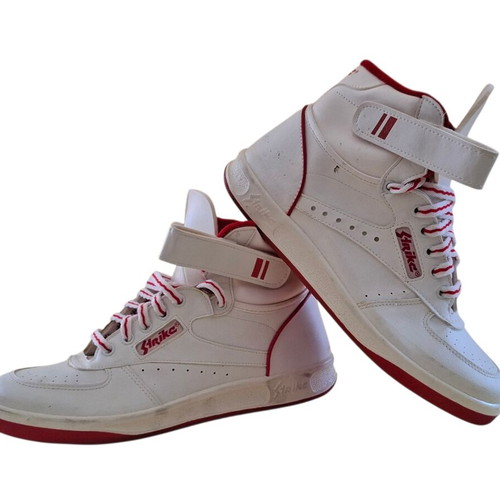 Vintage Strike athletic shoes size 40, new, white