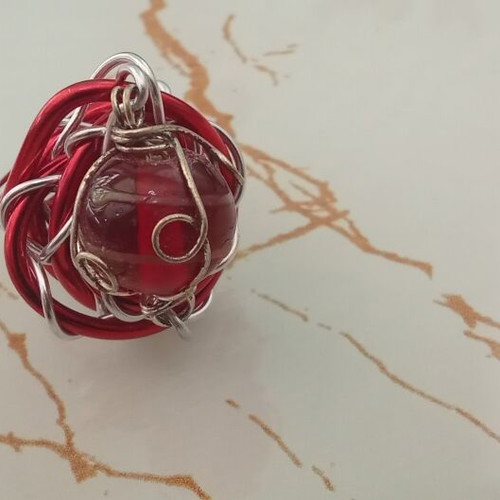 Wire Wrap ring in red shades handmade