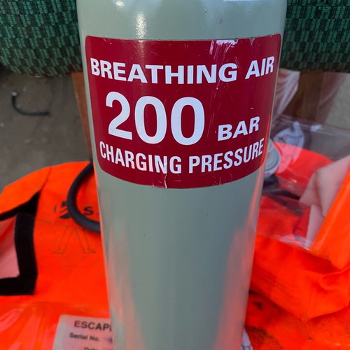 Sabre oxygen apparatus like new
