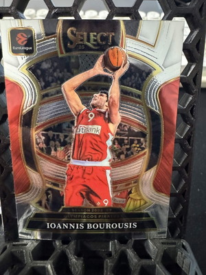 Ιωάννης Μπουρούσης Olympiacos Panini Select EuroLeague Courtside Silver Prizm κάρτα