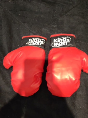 Children's boxing gloves