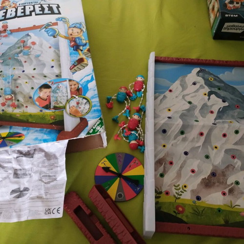 Everest board game used for 2-4 players