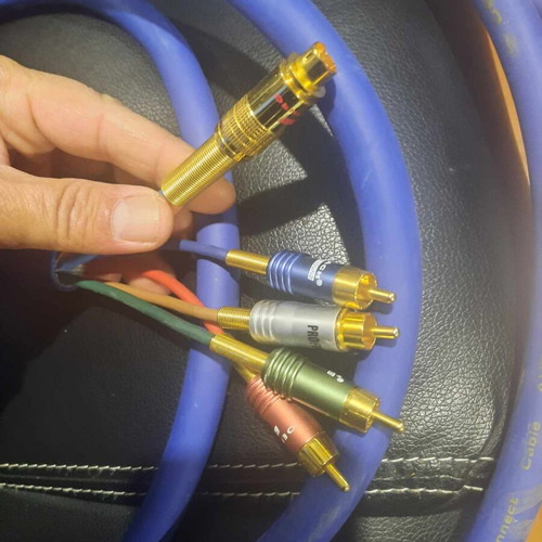 Oehlbach AV 6m Multi RCA audio video cable like new