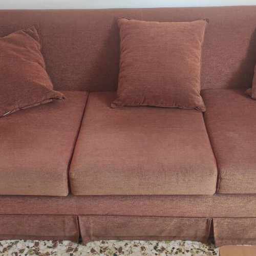 Three-seater sofa used, comfortable