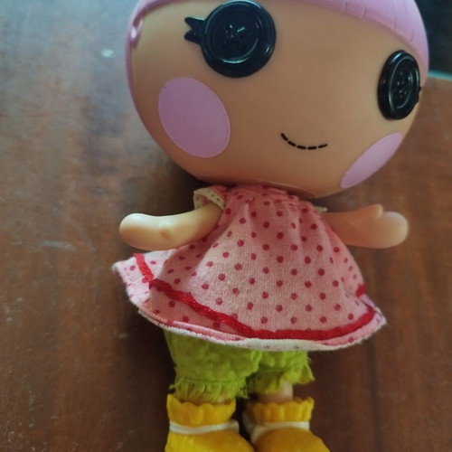 Lalaloopsy Mini Doll like new with clothes and shoes