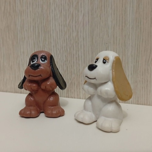 LGT Pound Puppies Dog Puppy Figures 1984 vintage used, set of 2
