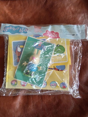 Peppa Pig book + toy No 24 new in plastic wrap