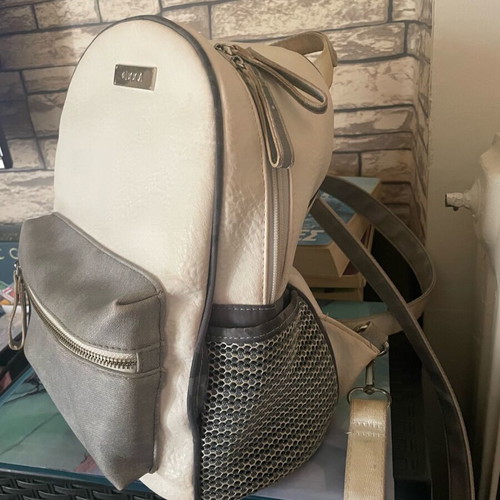 Doca backpack used, white and grey