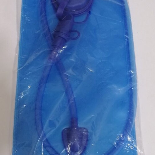 Hydration Bladders 2L set of 2 new