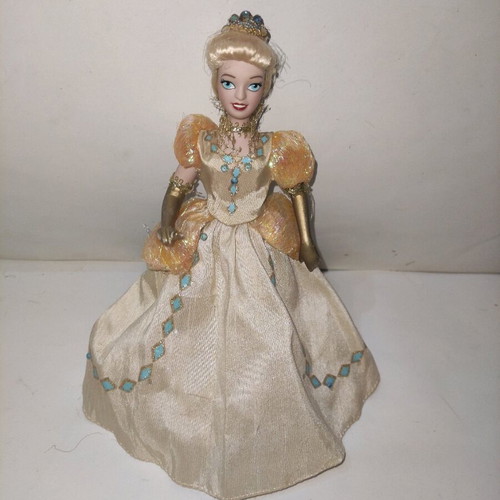 Deagostini Disney Princess 6 Porcelain Dolls like new, pack