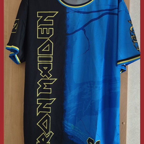 Iron Maiden Fear of the Dark T-shirt XL new