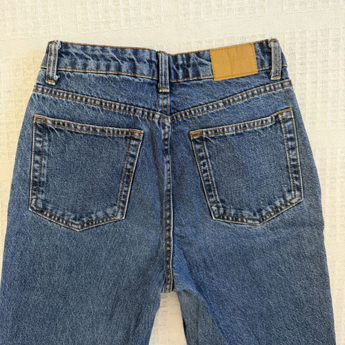 Bershka jeans size 32 extra small like new